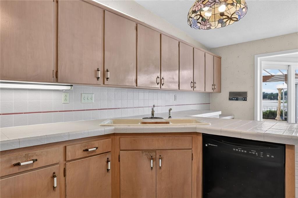 1109 Nw South Shore Drive Property Photo 20