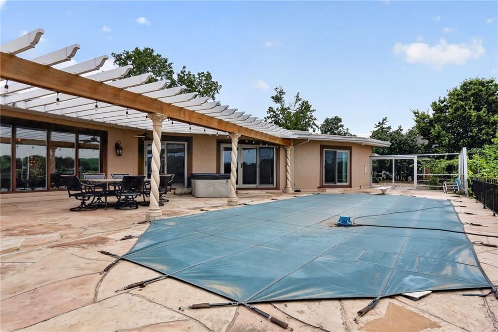 1109 Nw South Shore Drive Property Photo 41