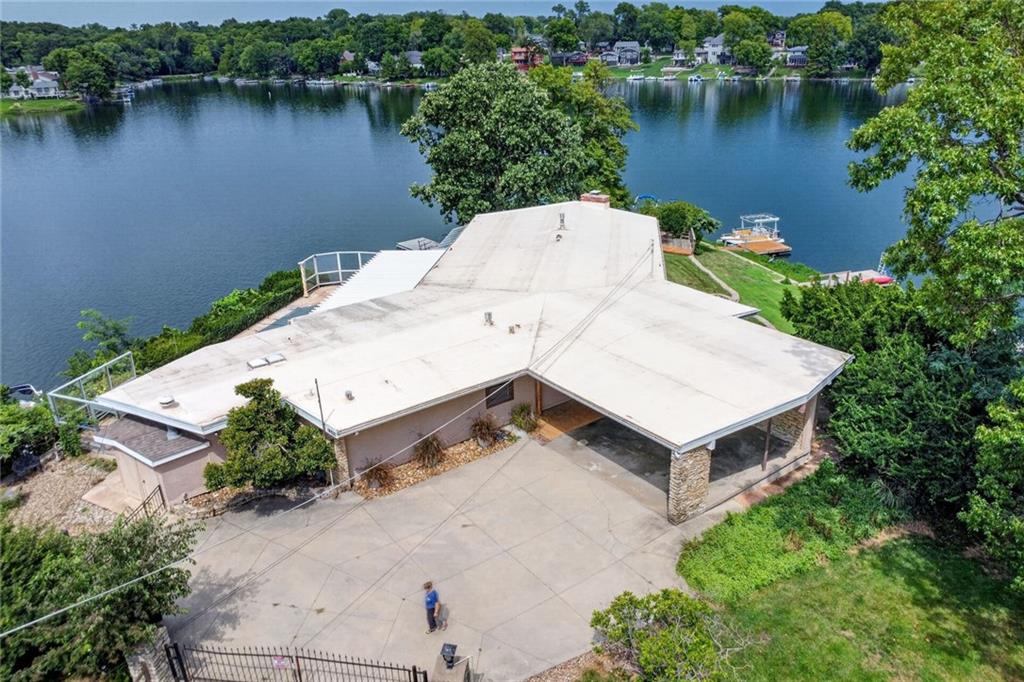 1109 Nw South Shore Drive Property Photo 48
