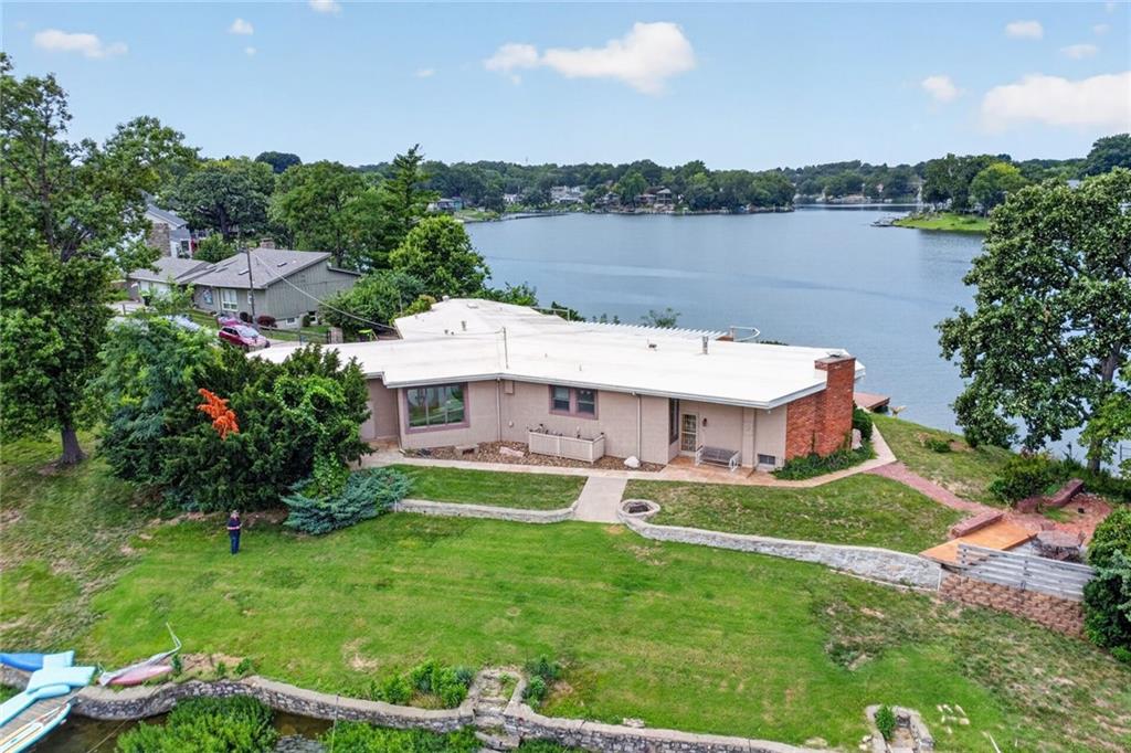 1109 Nw South Shore Drive Property Photo 49
