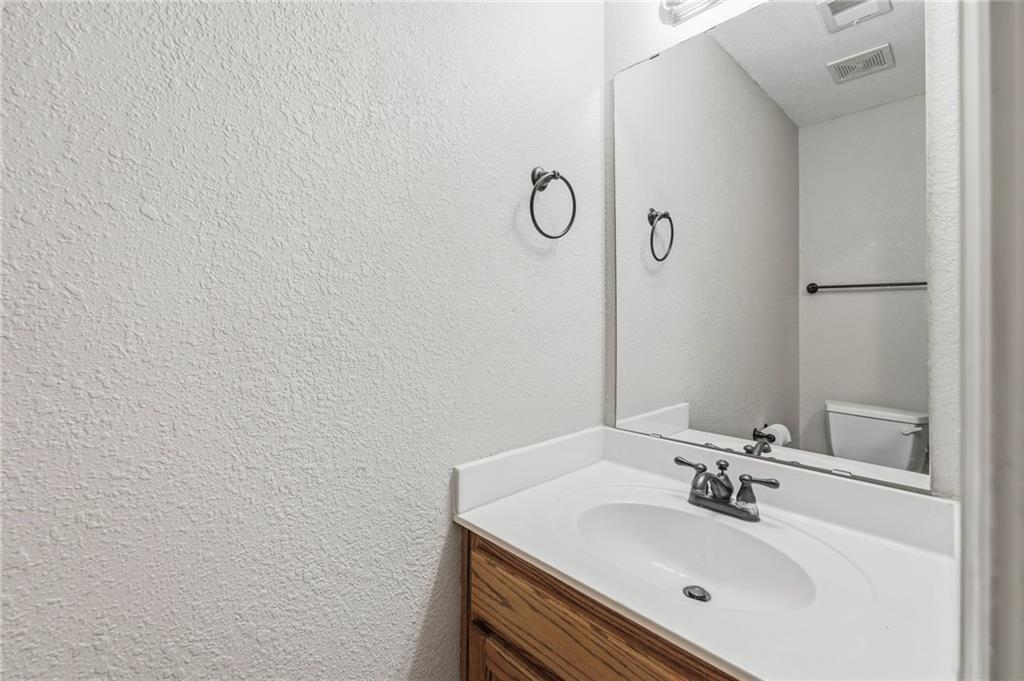 9335 N Main Street Property Photo 6
