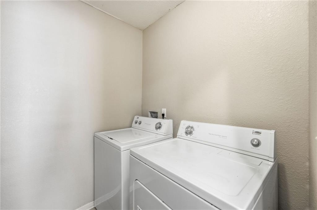 9335 N Main Street Property Photo 33