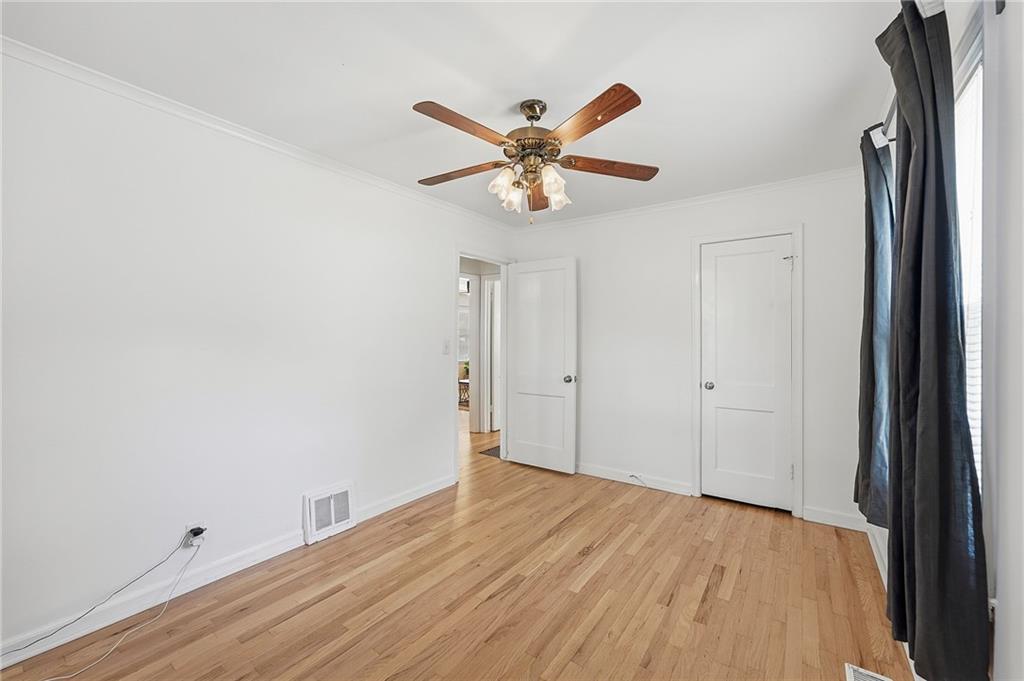 601 W 86th Terrace Property Photo 13