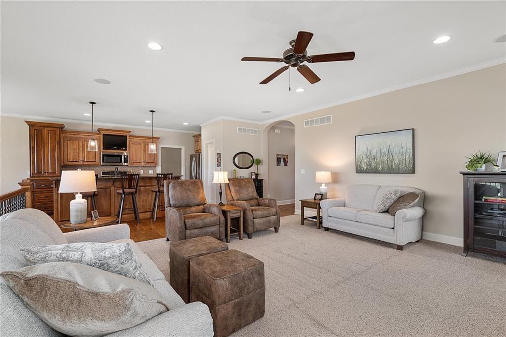 13286 Davis Avenue Property Photo 8