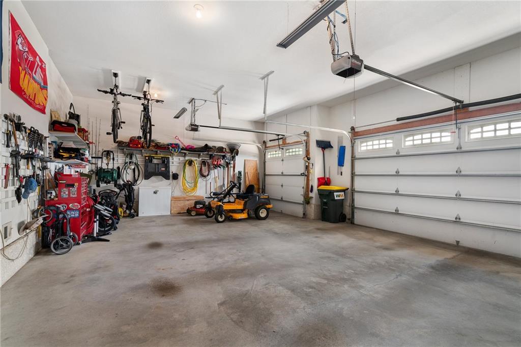 13286 Davis Avenue Property Photo 40