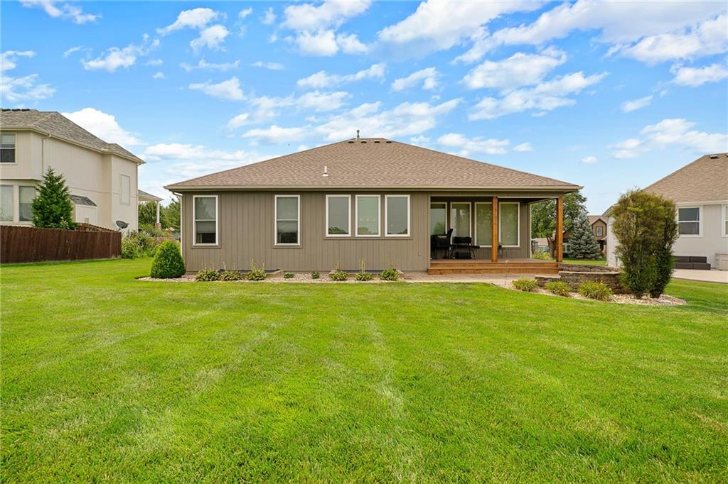 13286 Davis Avenue Property Photo 45