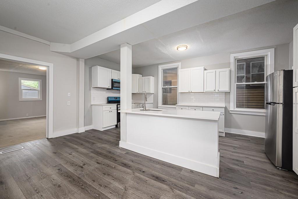 512 Ottawa Street Property Photo 2