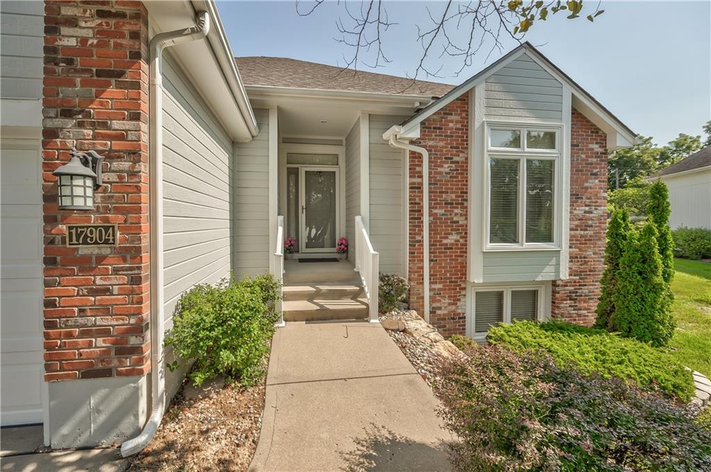 17904 E 29th Street Property Photo 4