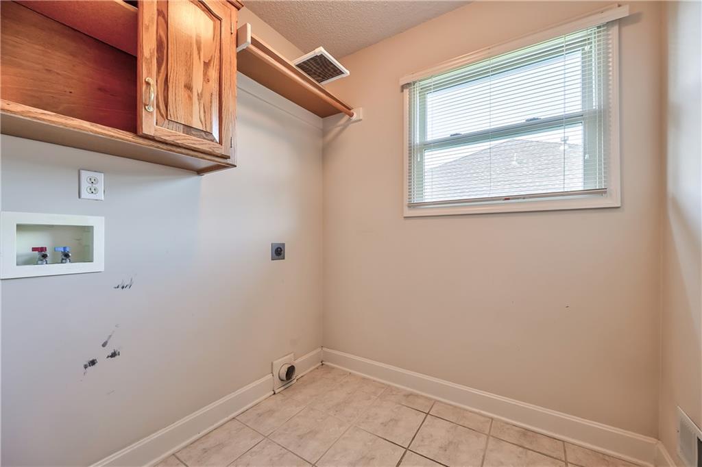 17904 E 29th Street Property Photo 24