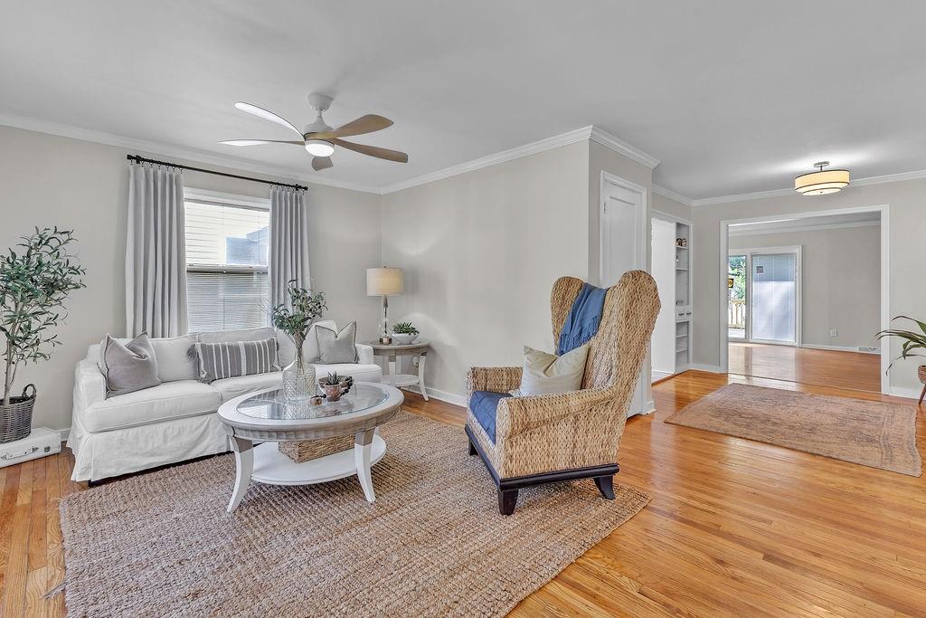 2611 Parallel Avenue Property Photo 4