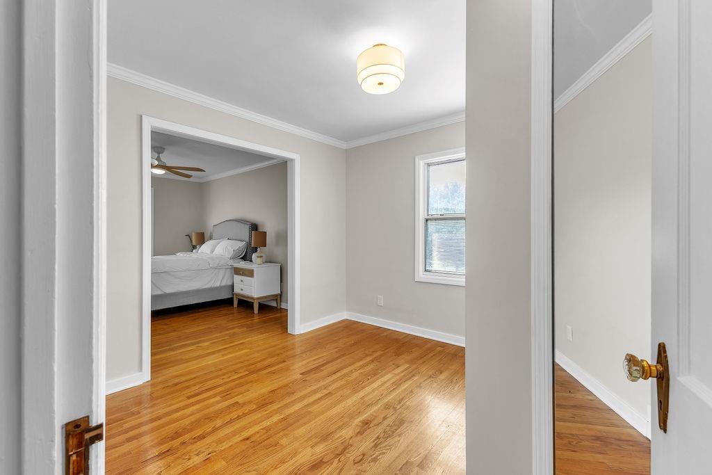 2611 Parallel Avenue Property Photo 9