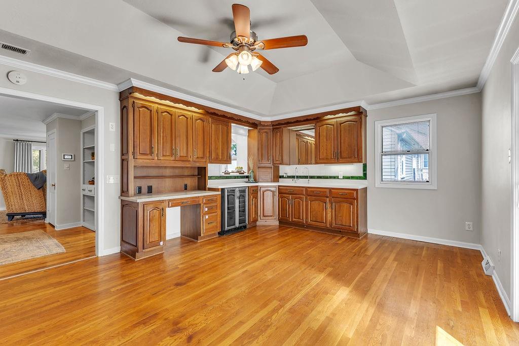 2611 Parallel Avenue Property Photo 22