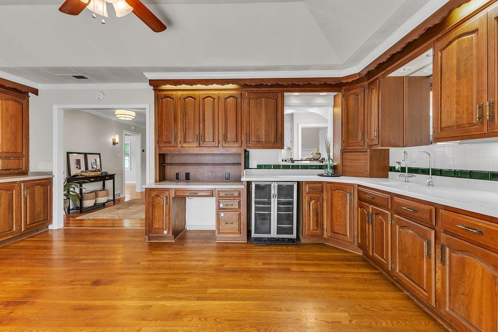 2611 Parallel Avenue Property Photo 24
