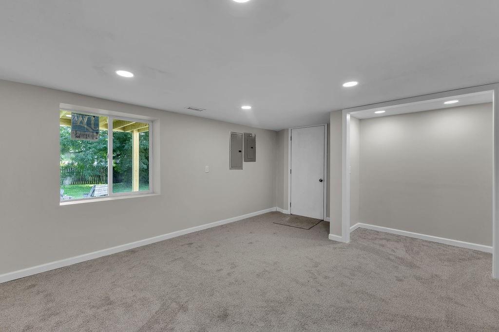 2611 Parallel Avenue Property Photo 29