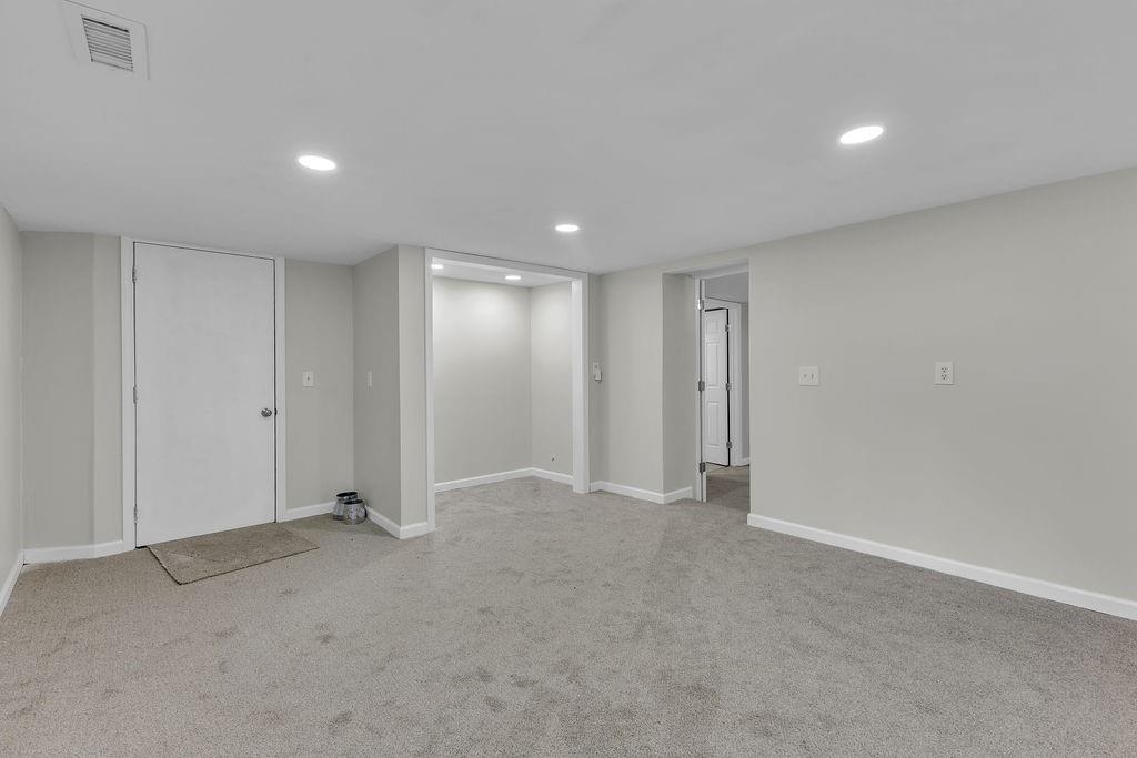 2611 Parallel Avenue Property Photo 30