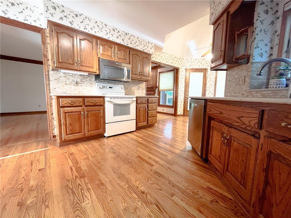 1231 Wildbriar Drive Property Photo 6