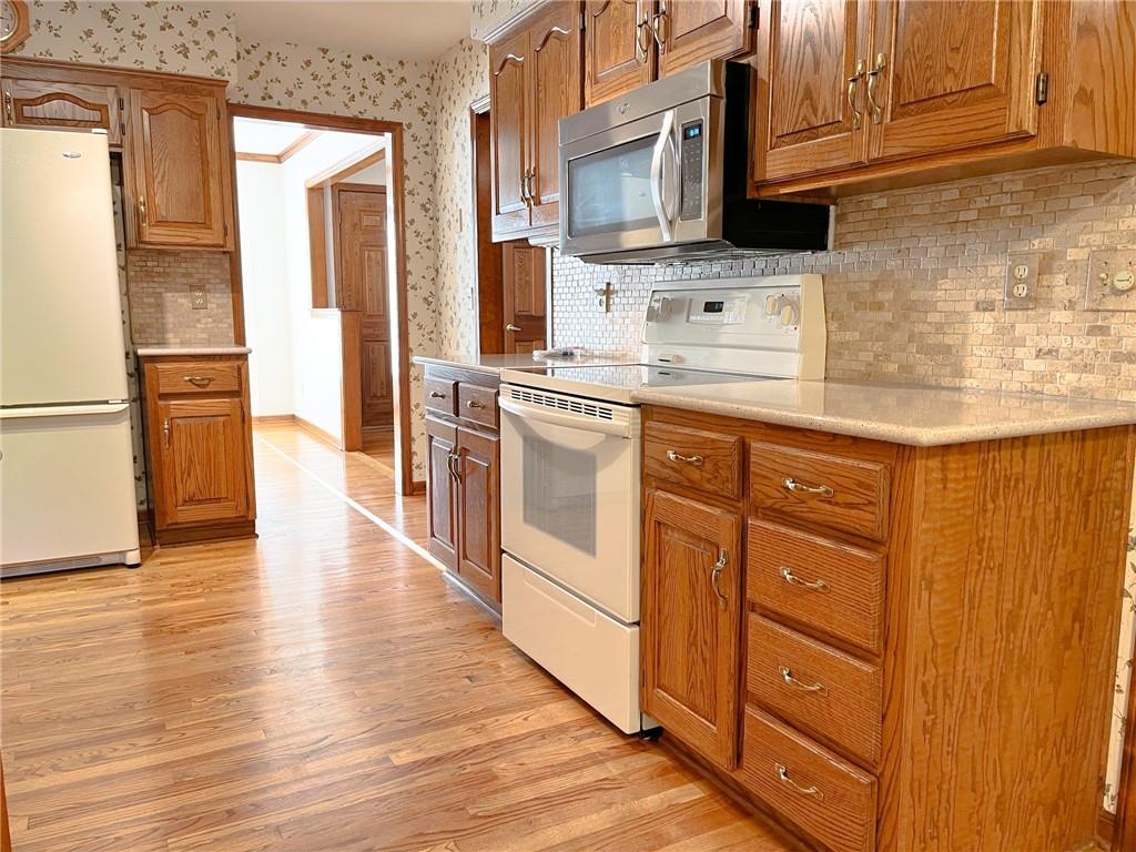 1231 Wildbriar Drive Property Photo 7