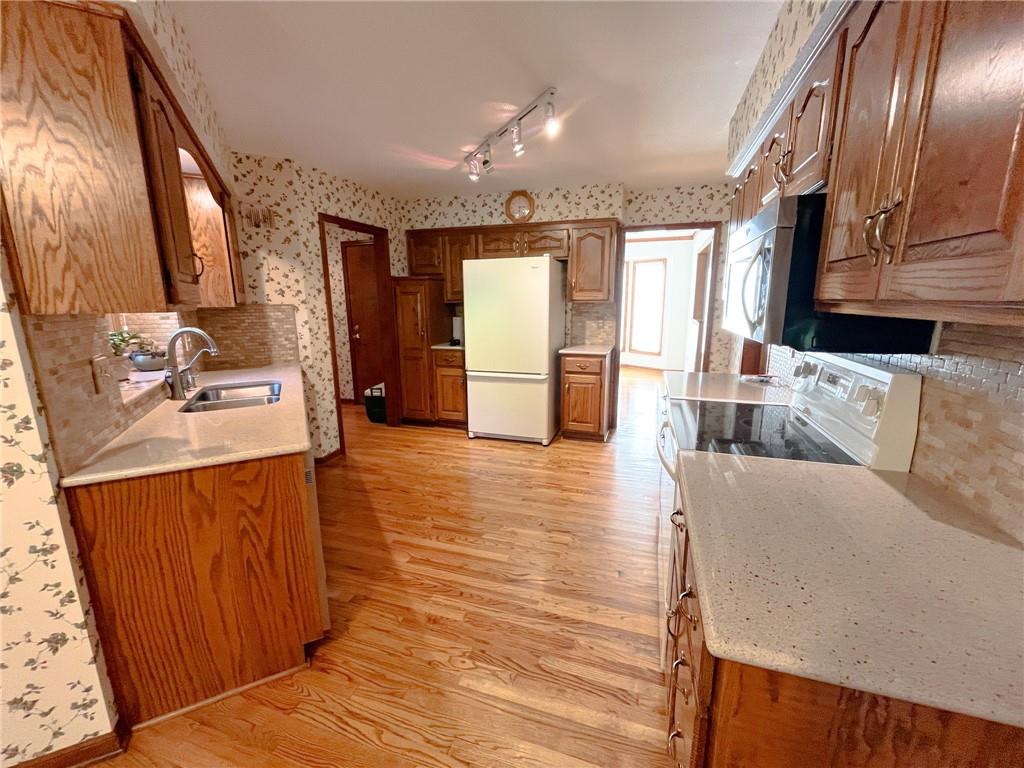 1231 Wildbriar Drive Property Photo 10