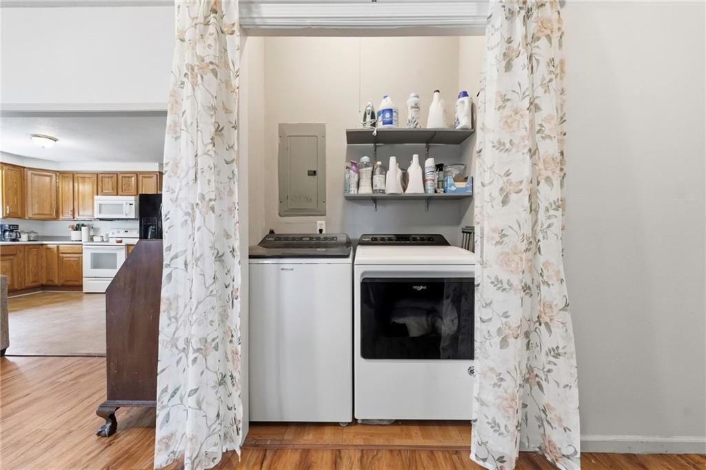 205 N Mulberry Street Property Photo 8