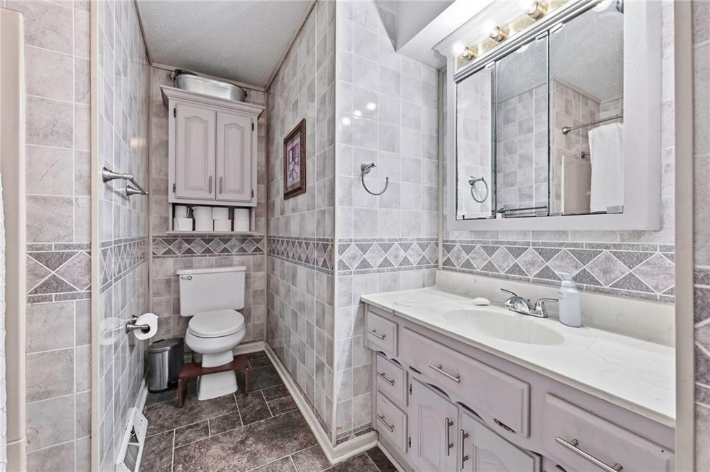 205 N Mulberry Street Property Photo 12