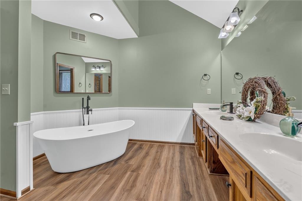 5129 Nw Walden Drive Property Photo 29