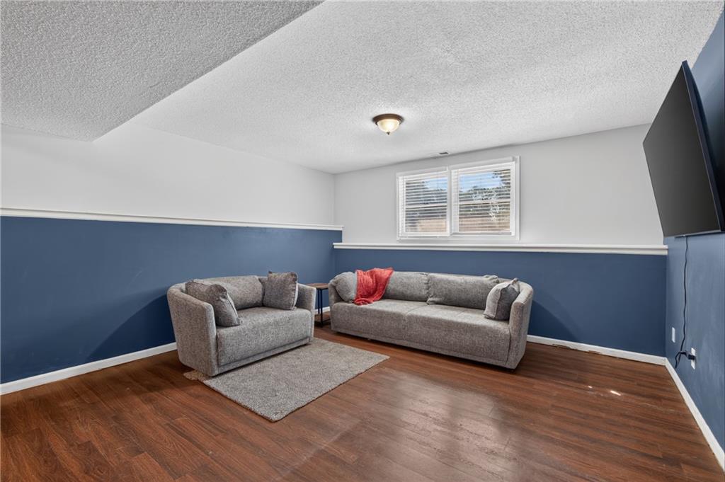 800 Ne Bristol Drive Property Photo 23