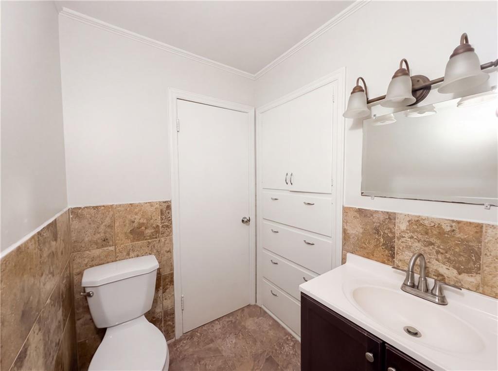 3364 N 60th Terrace Property Photo 21