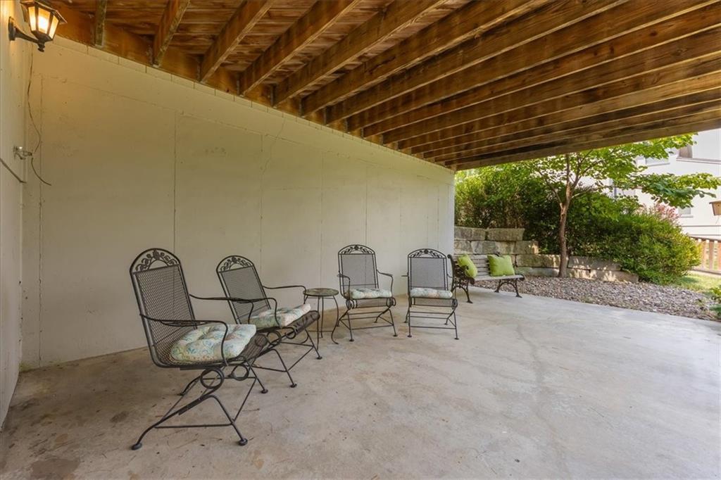 605 Edgewood Drive Property Photo 34