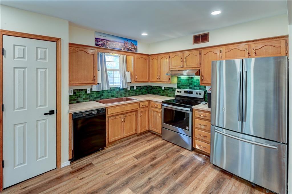 109 Garden Street Property Photo 8