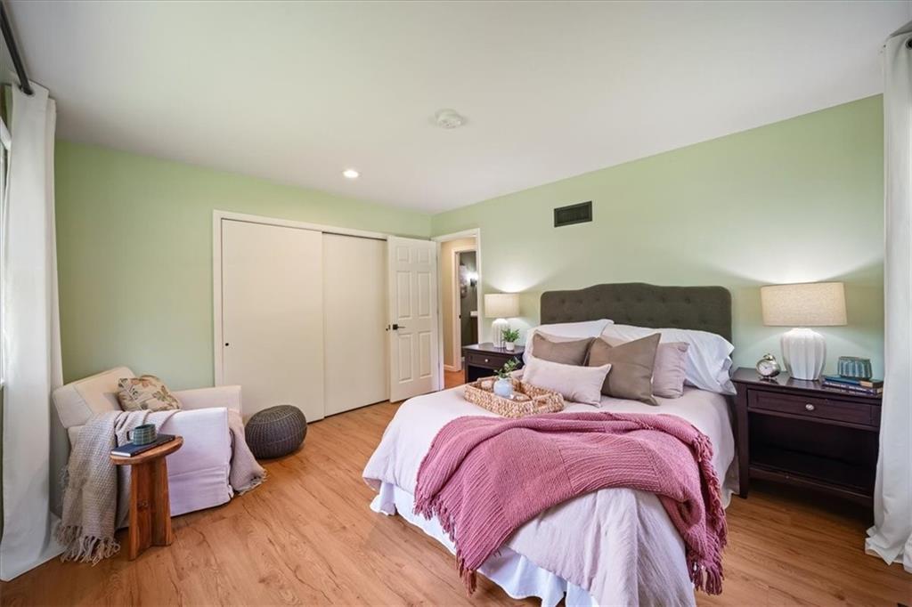 1421 Monterey Way Property Photo 15