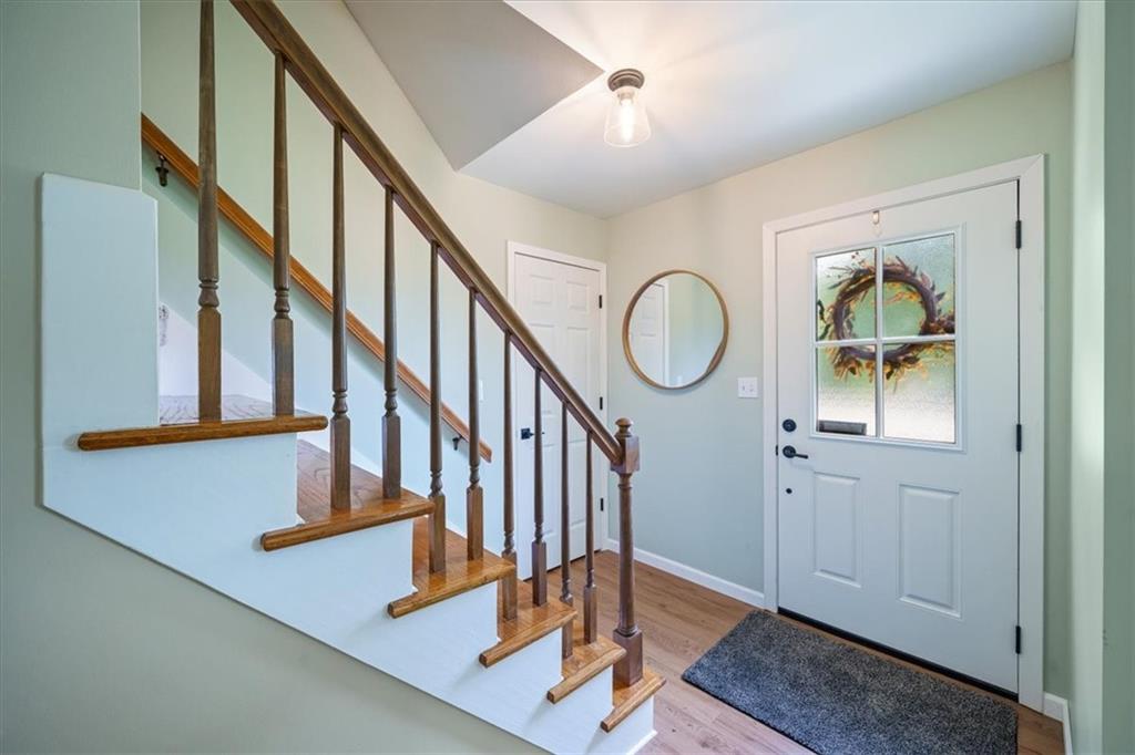1421 Monterey Way Property Photo 16