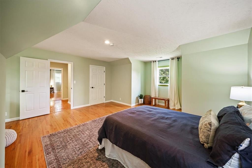 1421 Monterey Way Property Photo 19