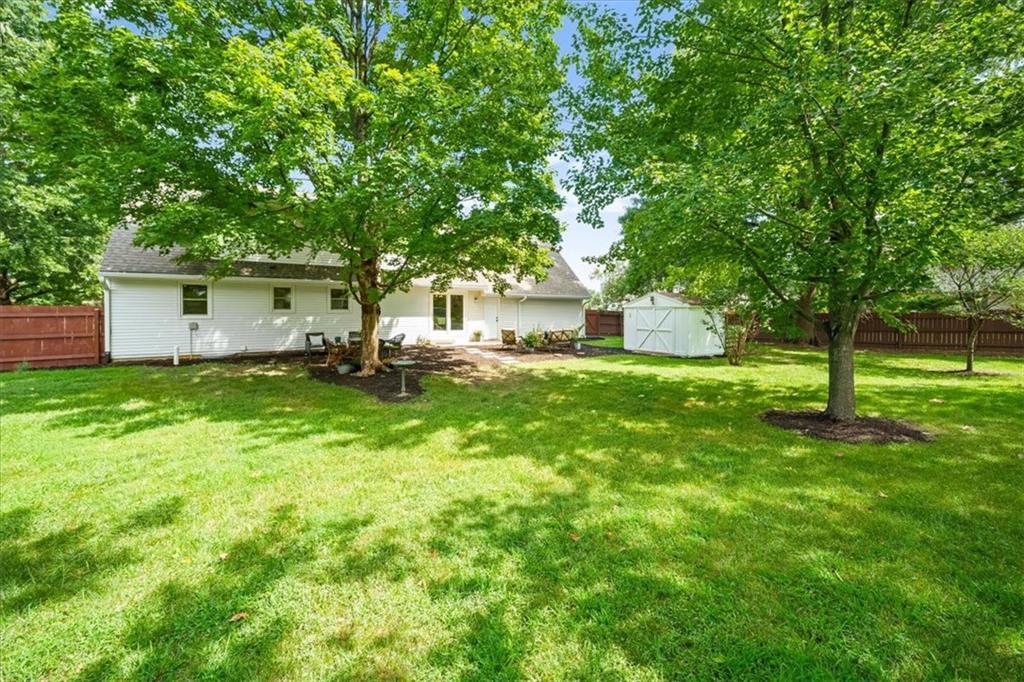 1421 Monterey Way Property Photo 33