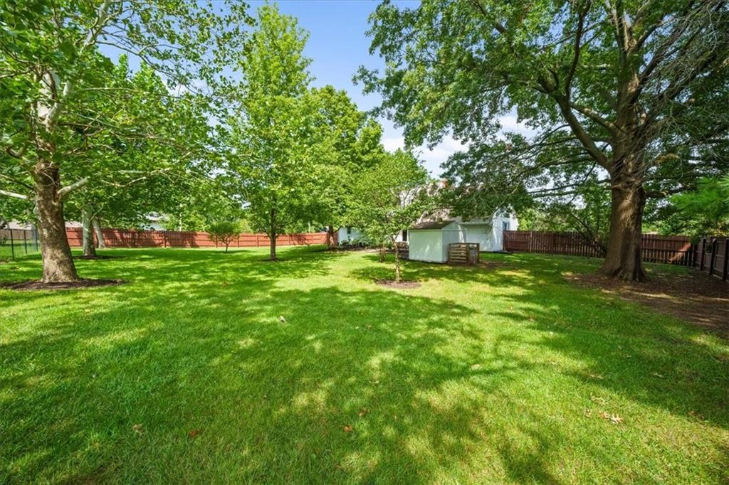 1421 Monterey Way Property Photo 34