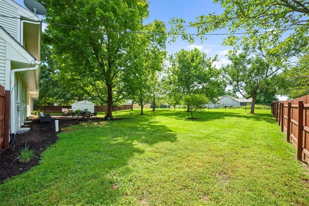 1421 Monterey Way Property Photo 40