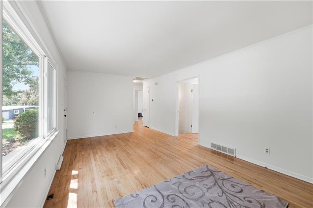 6930 Eby Avenue Property Photo 5