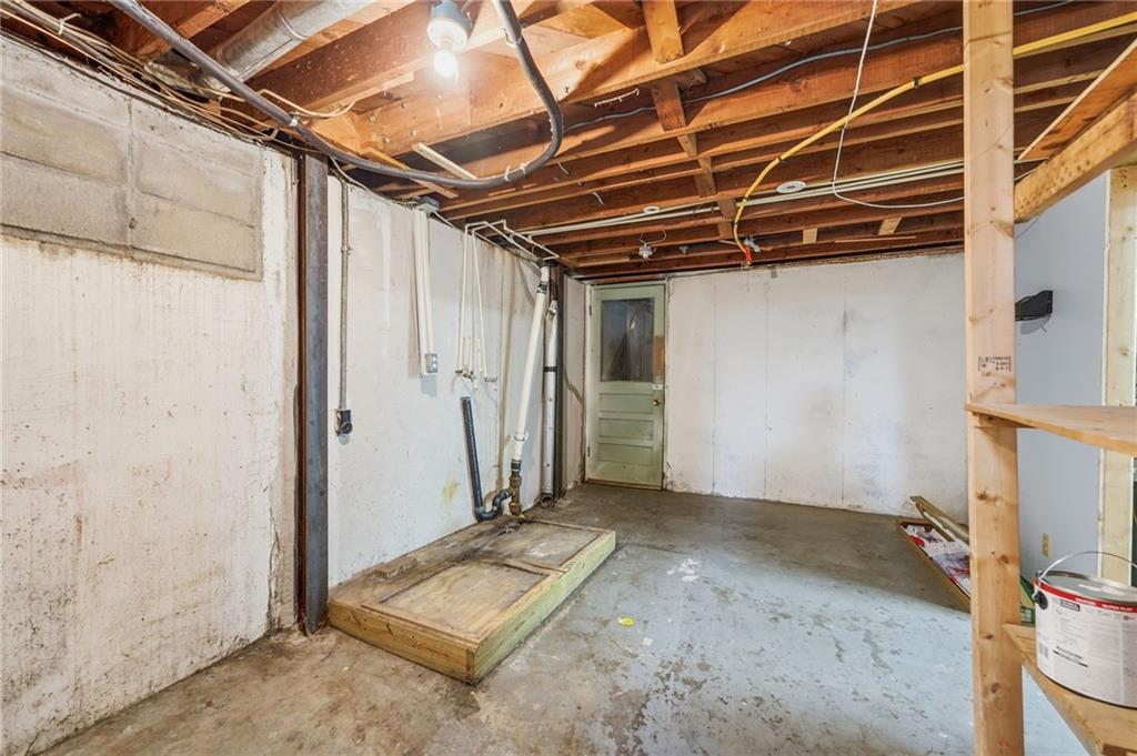6930 Eby Avenue Property Photo 28