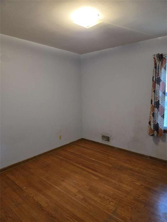 8805 Evanston Avenue Property Photo 9