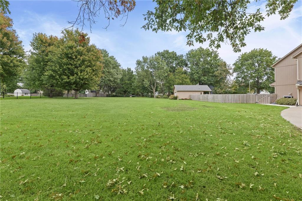12272 W 154th Terrace Property Photo 62