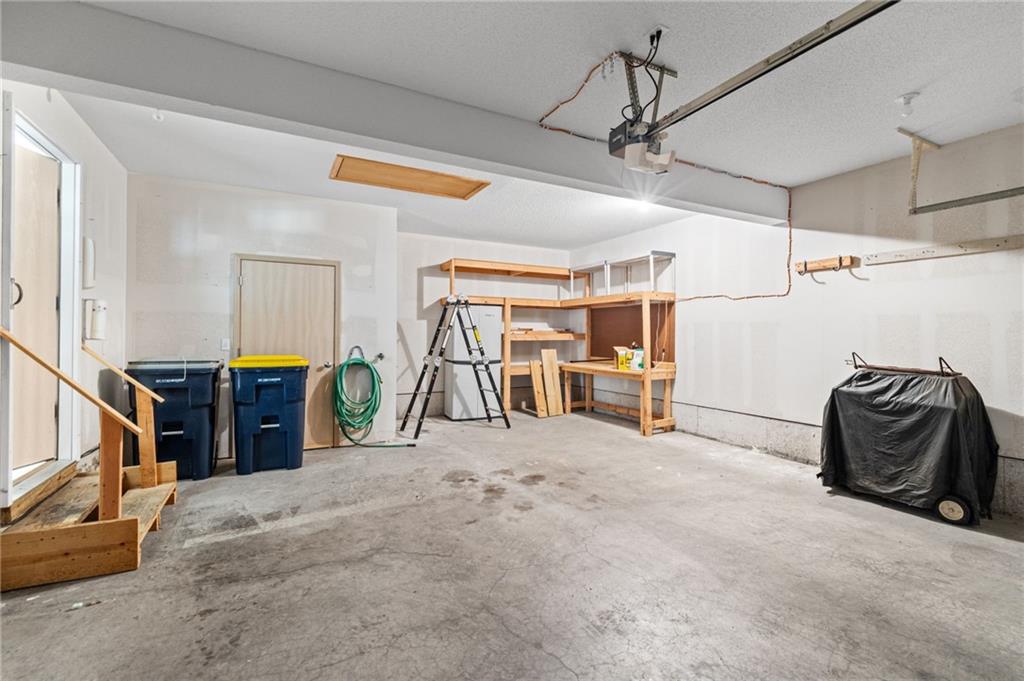 9831 N Potter Avenue Property Photo 23