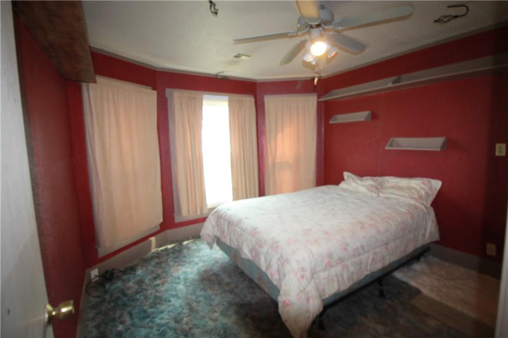 1005 E 4th Street Property Photo 6