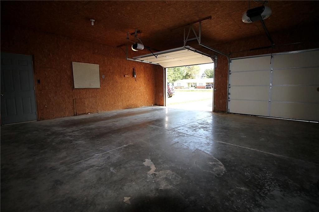 1005 E 4th Street Property Photo 10