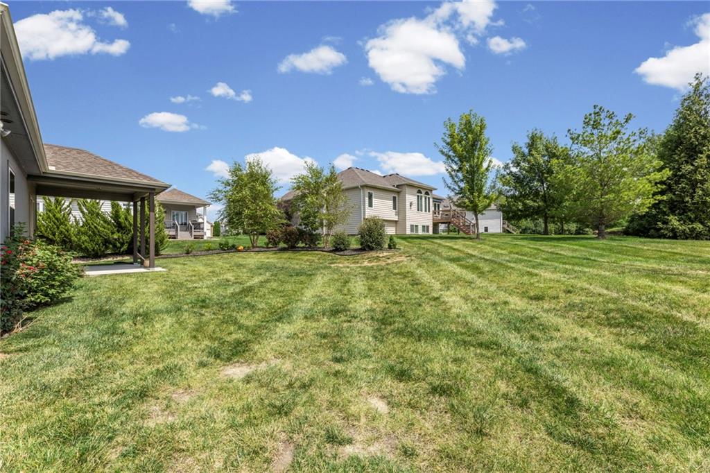 9409 N Ditzler Avenue Property Photo 35