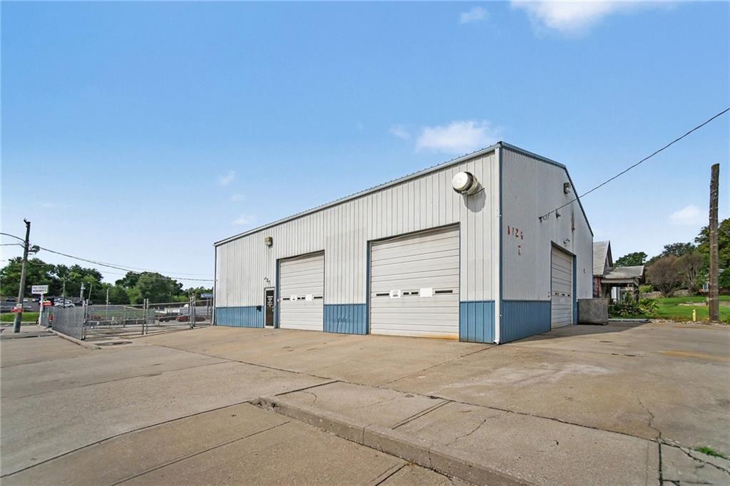 1726 Colhoun Street Property Photo 2