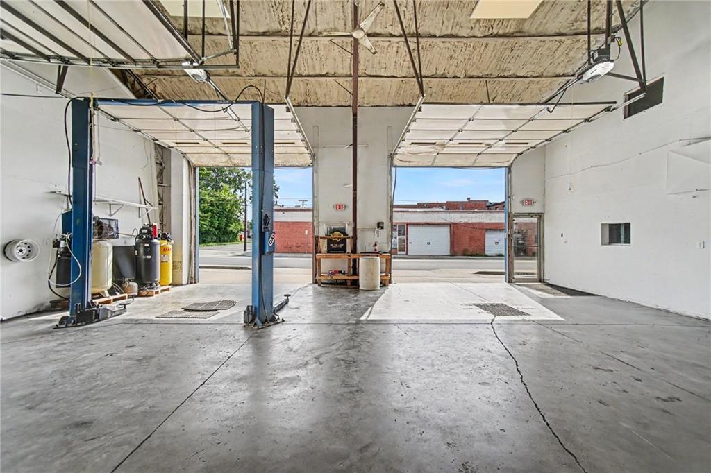 1726 Colhoun Street Property Photo 8