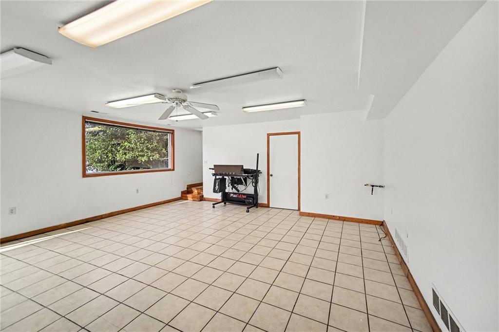 1726 Colhoun Street Property Photo 15