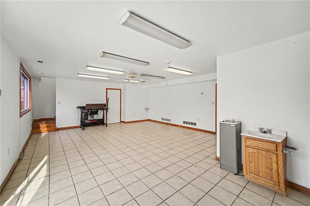 1726 Colhoun Street Property Photo 16