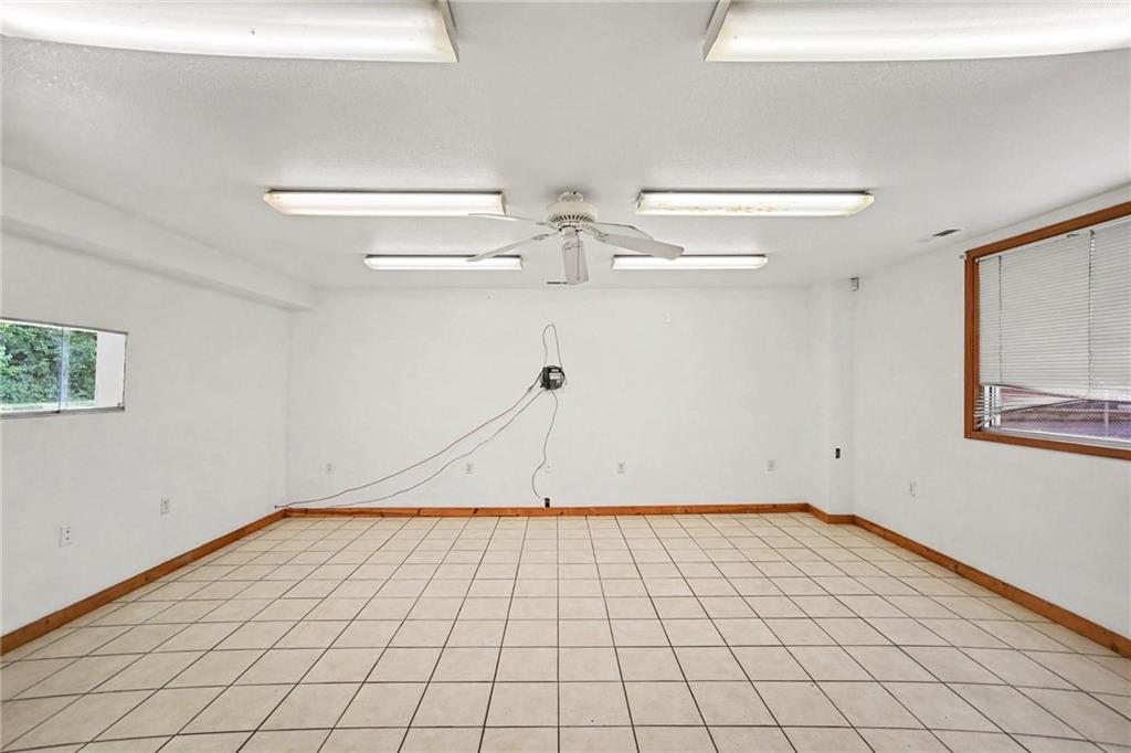 1726 Colhoun Street Property Photo 17