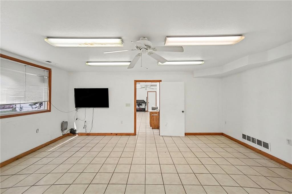 1726 Colhoun Street Property Photo 18