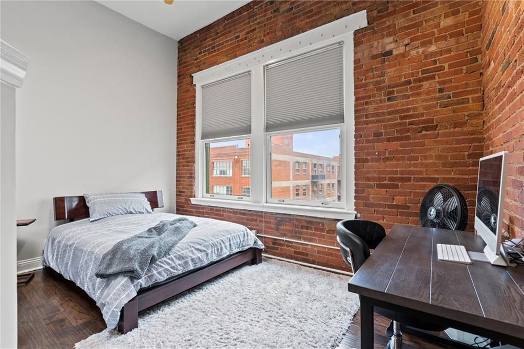 700 Broadway Boulevard Property Photo 2